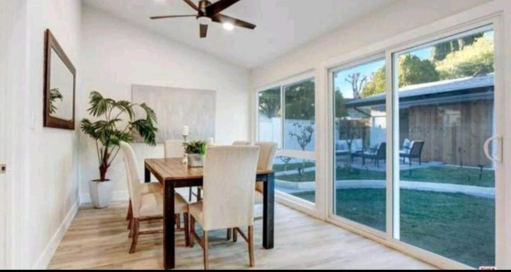 Spacious 4bed 2bath, Gated Pool, Wi-fi, Garage Ferienhaus *